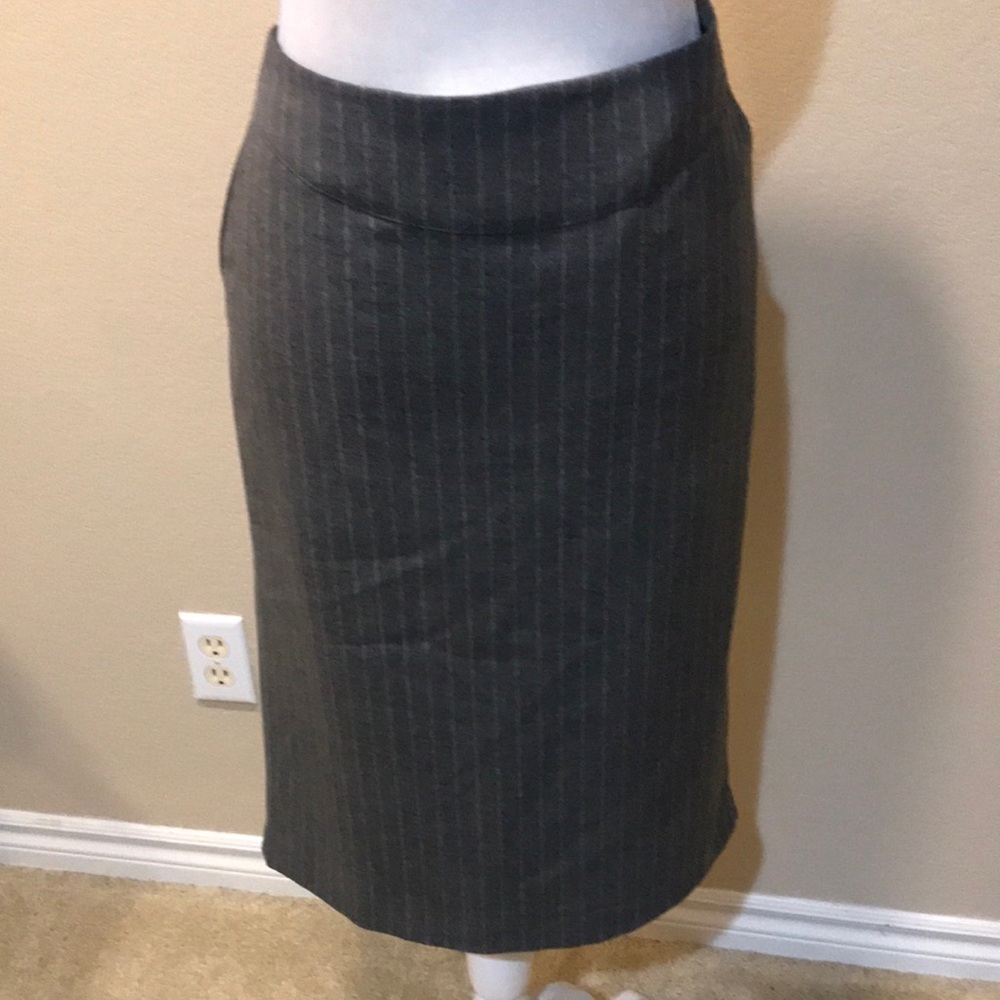 To the Max Gray Pinstripe Pencil Skirt w/Pleated Back Round Hem & Pockets-6